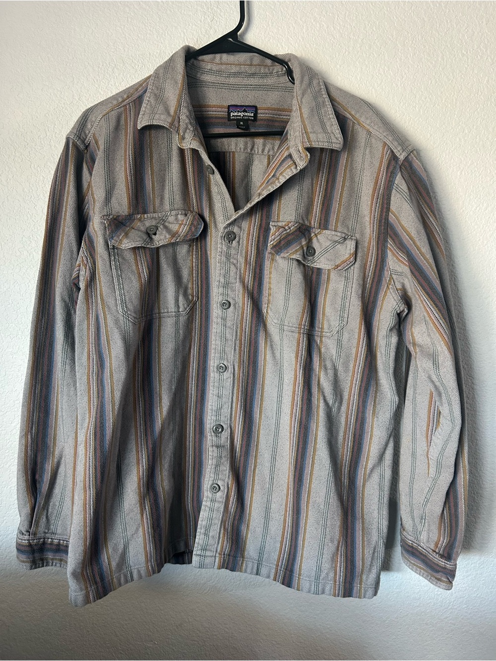 Patagonia Men's Striped Lightweight Shirt Jacket - Beige, Blue & Brown